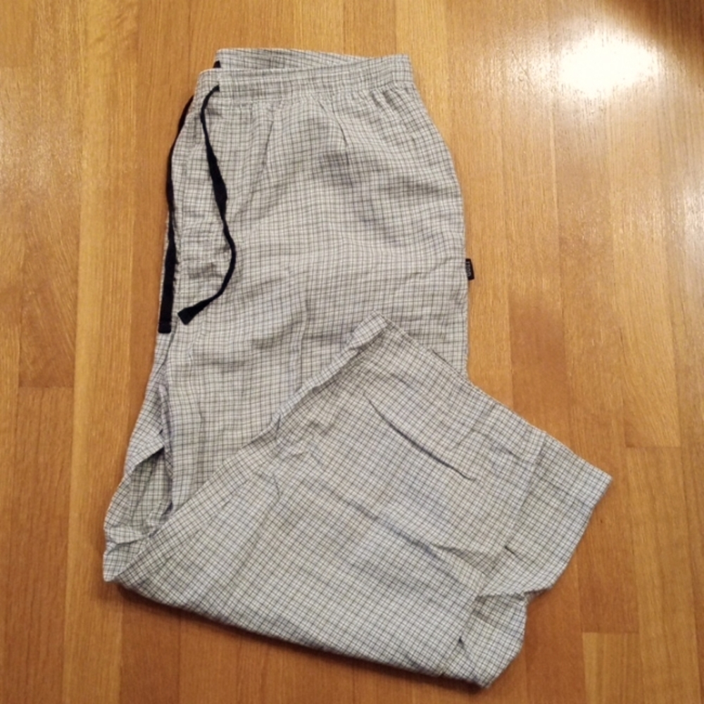 IZOD Men's Plaid Floppy Lightweight Wide Leg Pajama Pants XL